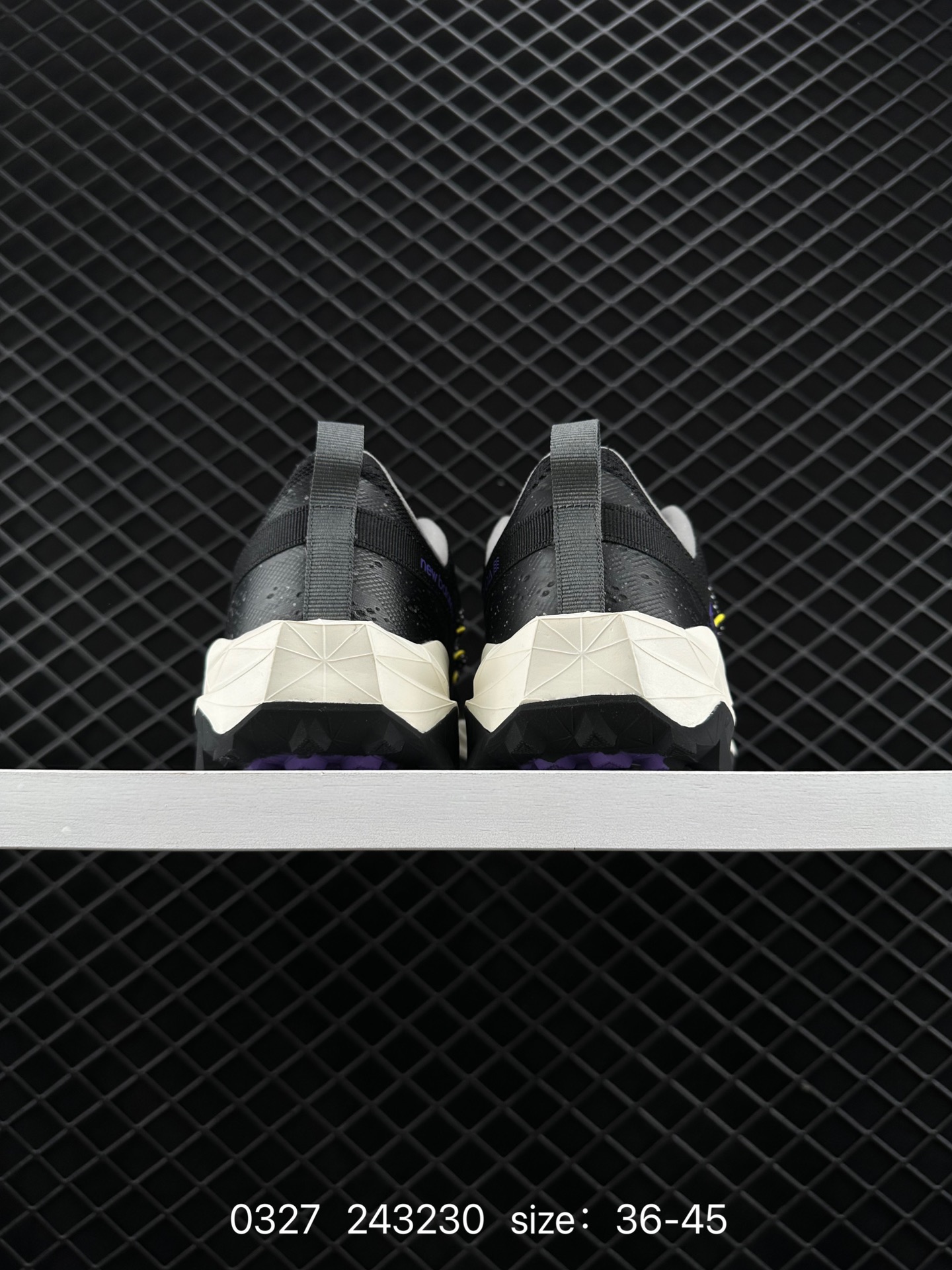 New Balance FuelCell MTTTREU1